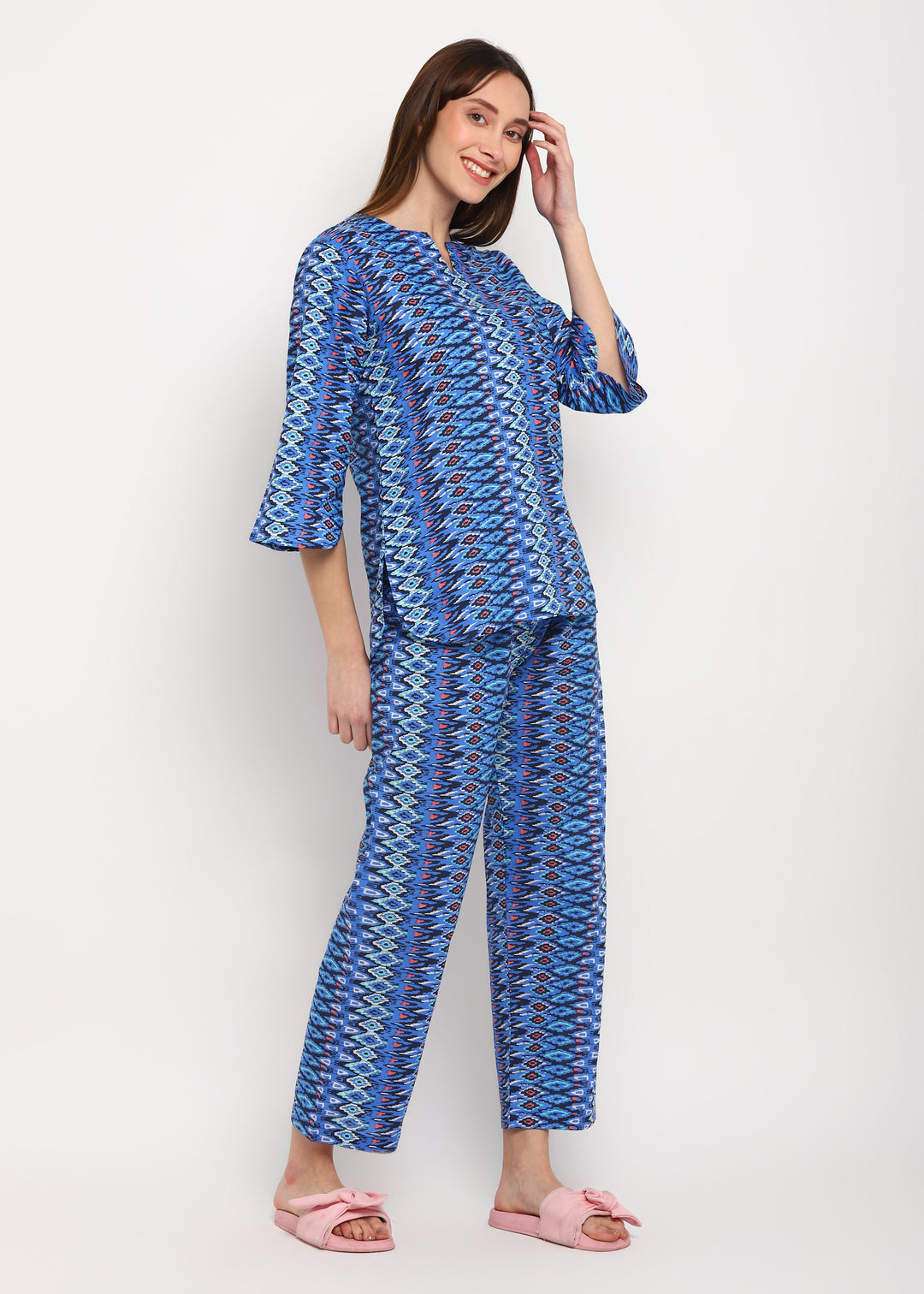 Blue Abstract Print V Neck 3/4th Sleeve Women's Night suit - Shopbloom