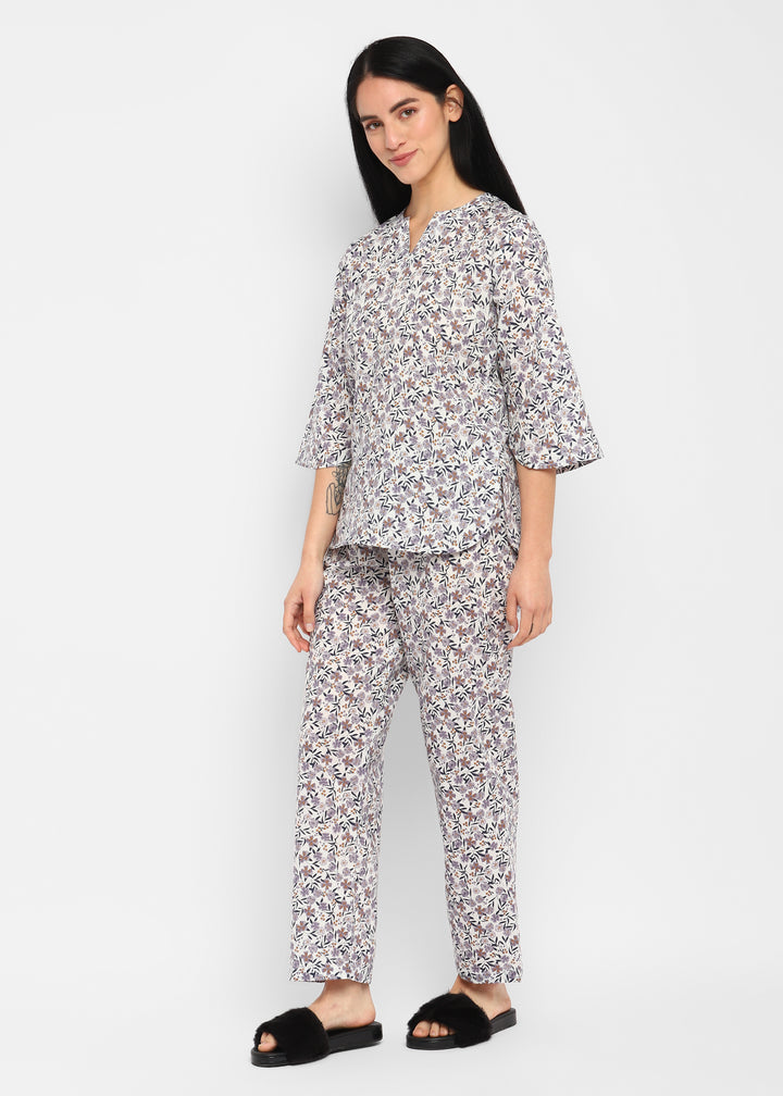 Grey Ditsy Flower Print V Neck 3/4th Sleeve Women's Night suit - Shopbloom