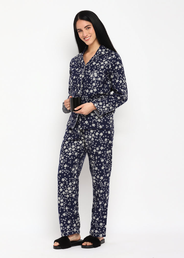 Blue Small Snowflakes Print Cotton Flannel Long Sleeve Women's Night Suit - Shopbloom