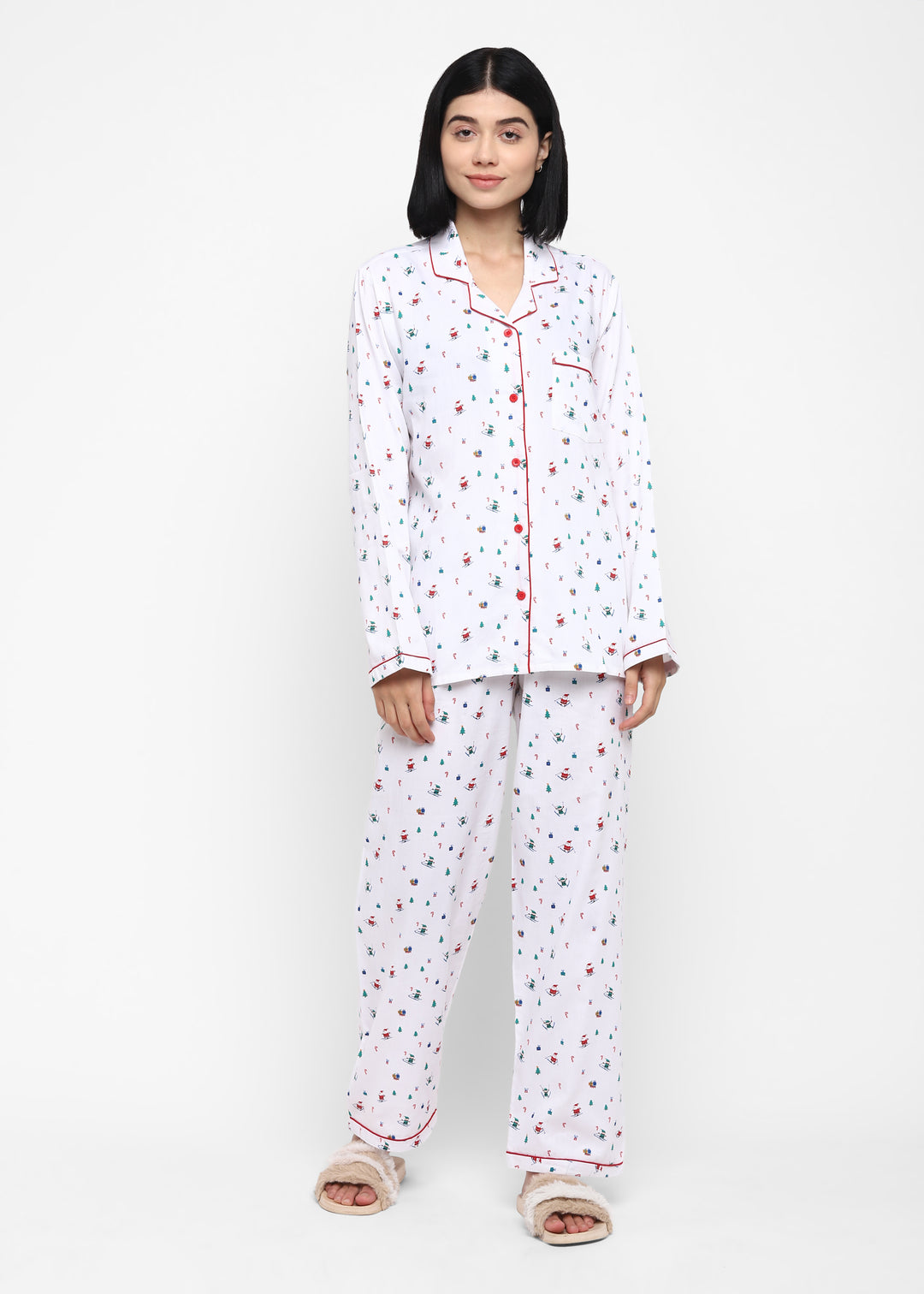 Santa On The Slopes Print Long Sleeve Women's Night Suit - Shopbloom