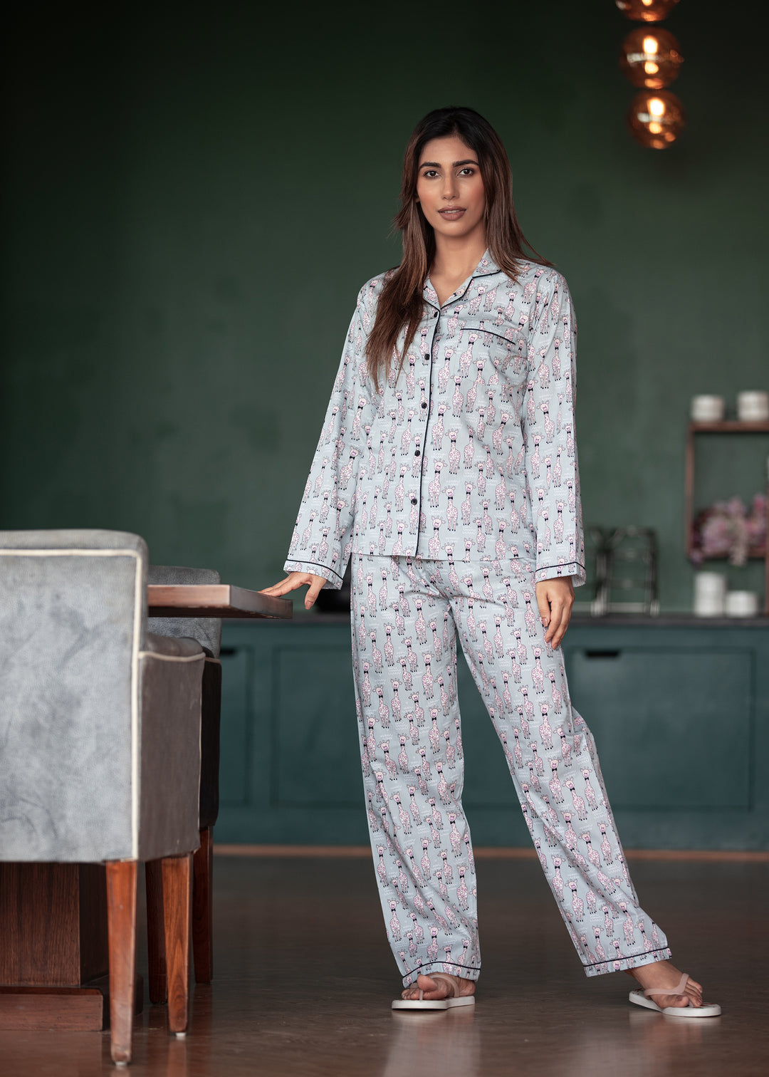 Giraffe Print Long Sleeve Women's Night Suit - Shopbloom